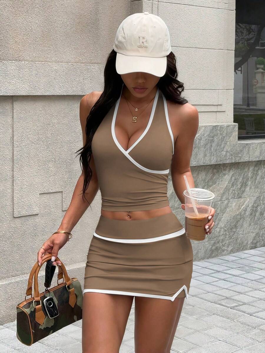 Crossfit Yoga - Womens Beige 2-Piece Sports Set V-Neck